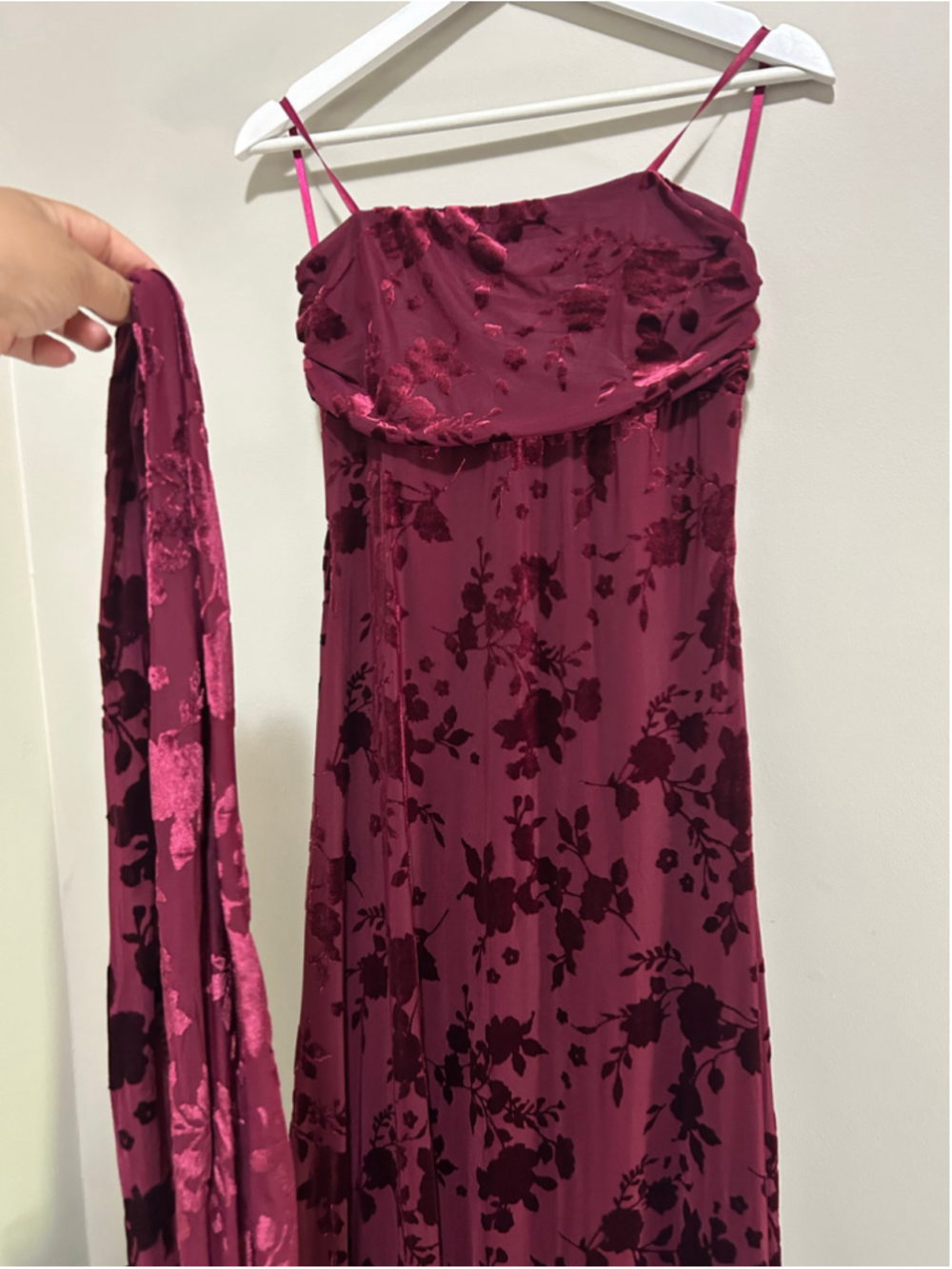 NWT Womens Velvet Floral Maxi Dress Size M Burgundy - Picture 7 of 14